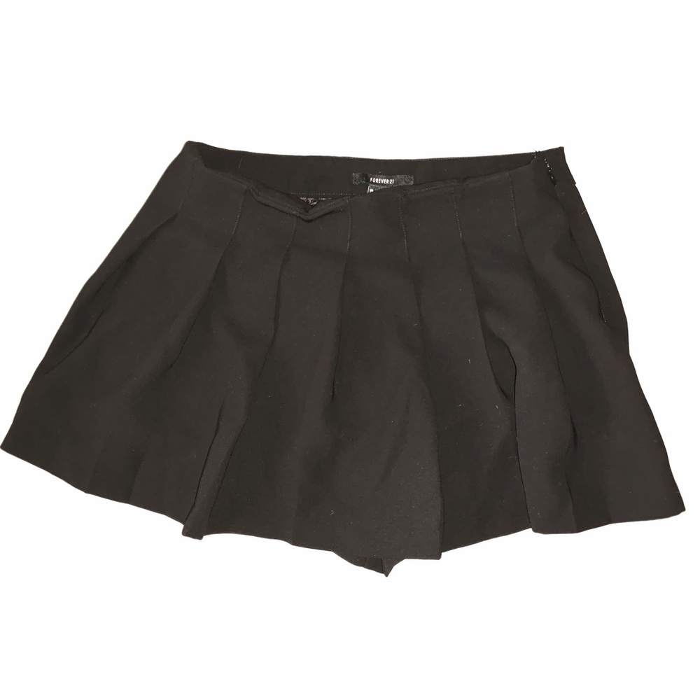Black Skirt || Forever 21